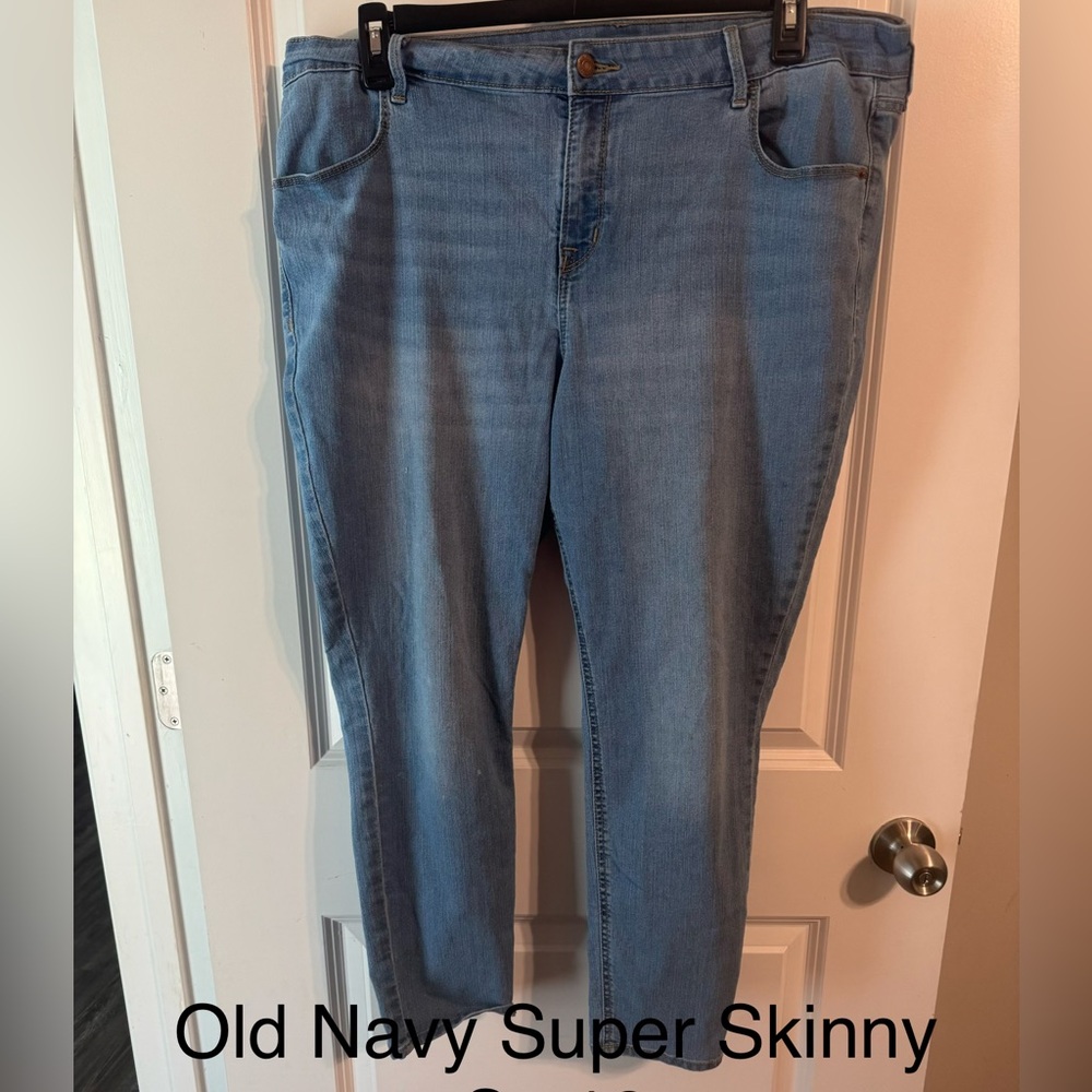 Old Navy Women's Light Blue Skinny Jeans